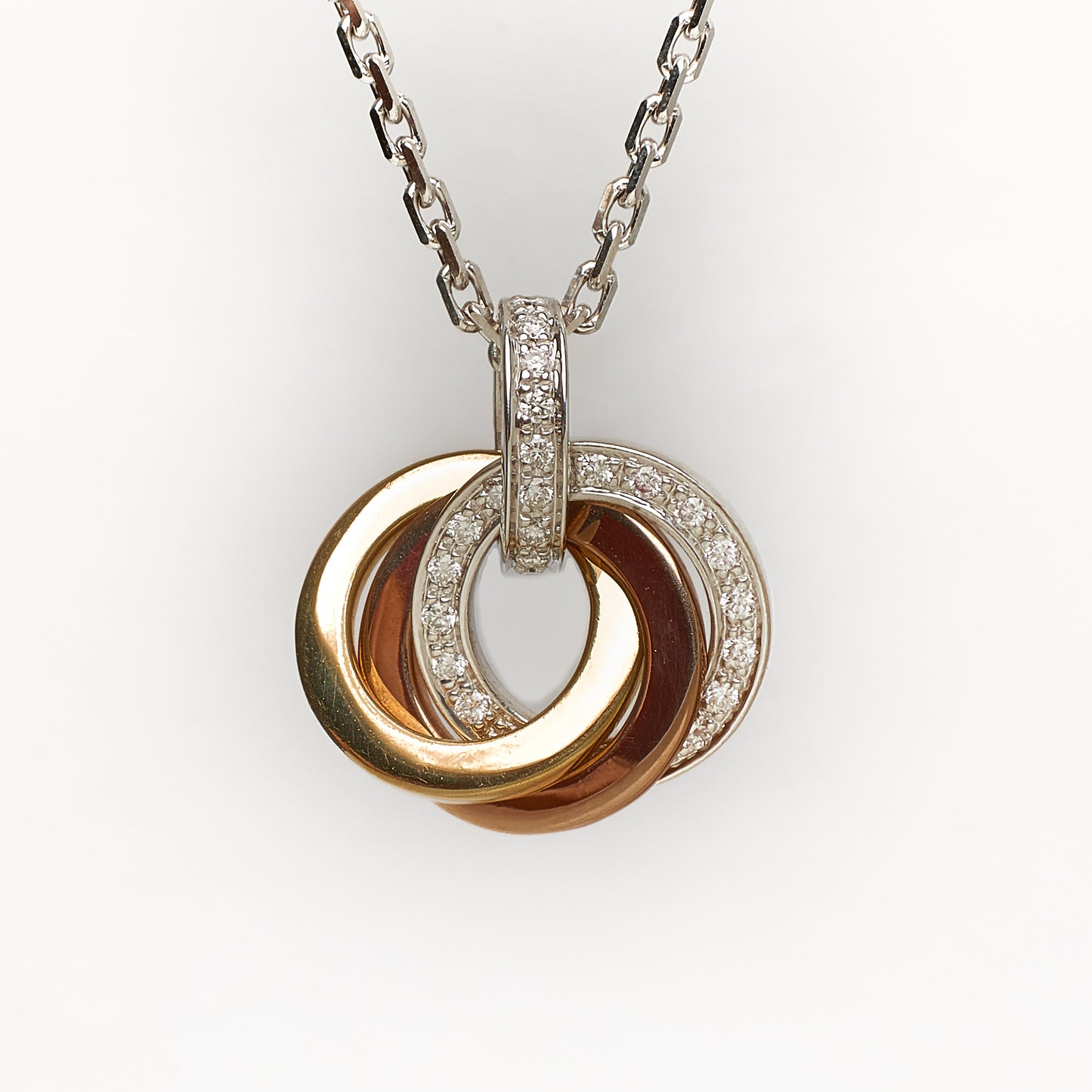 pendentif trois ors et diamants