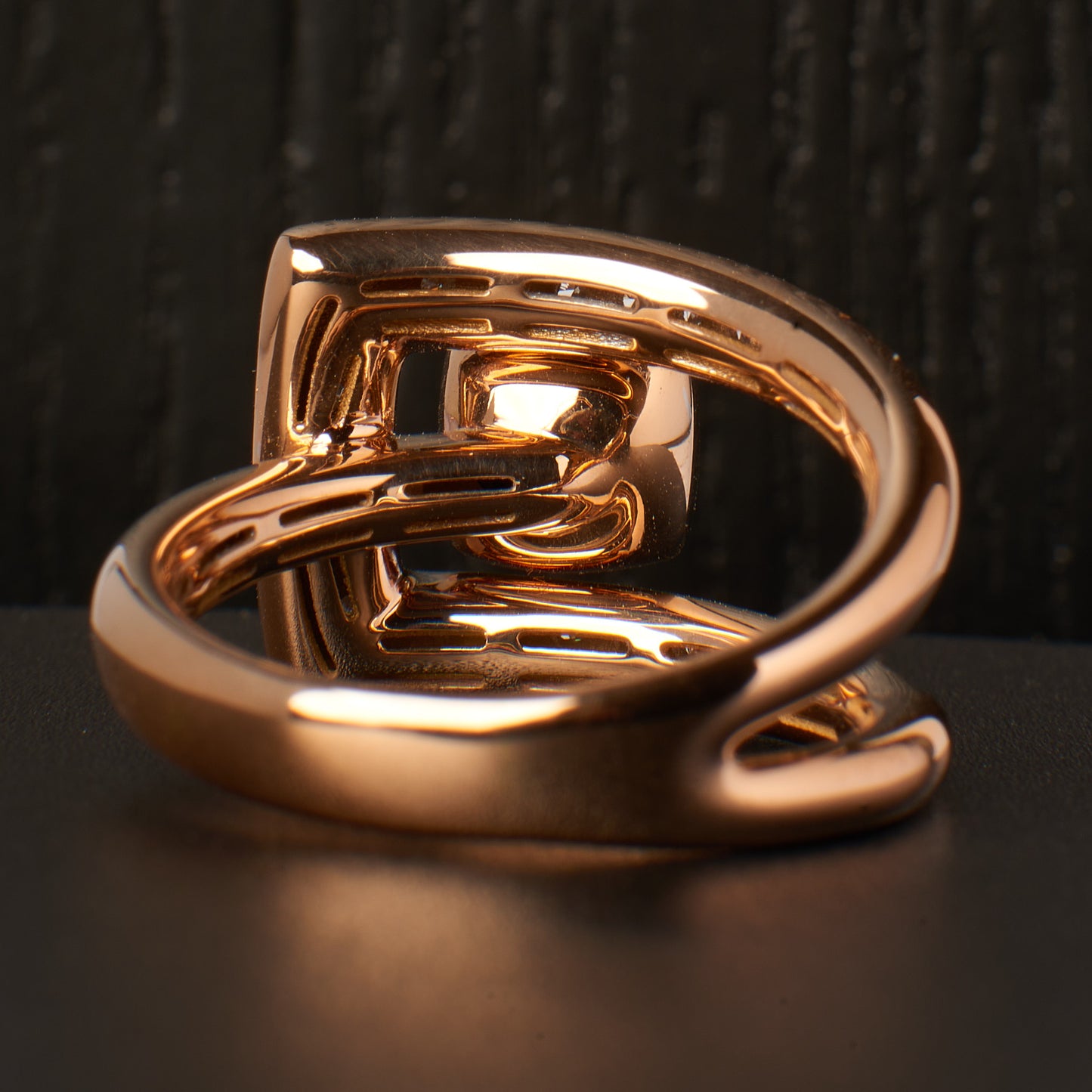 Bague Contemporaine diamants vue de dos