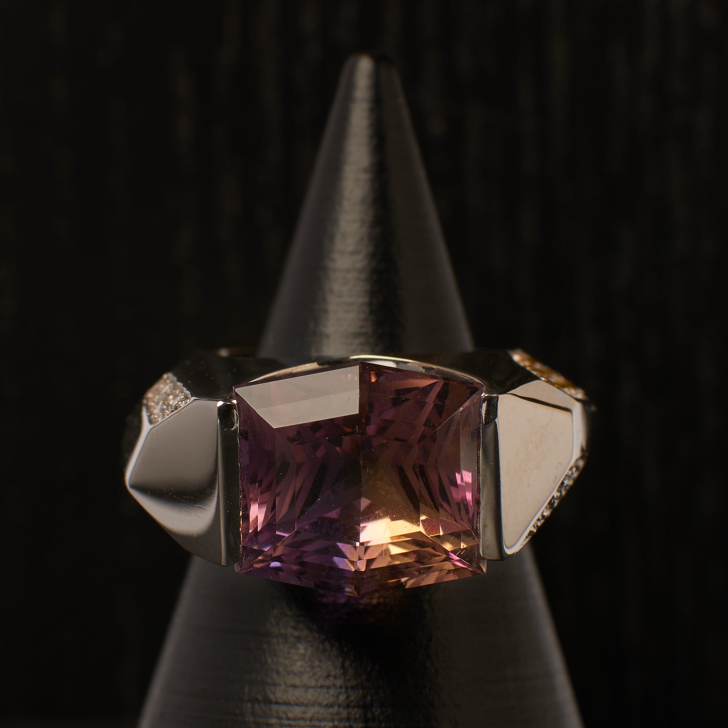 Bague Poligone vue de face