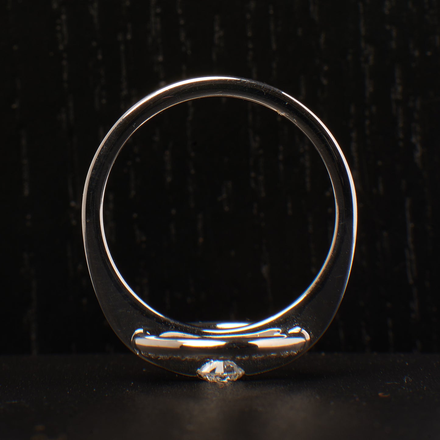 Bague Saturne vue anneau