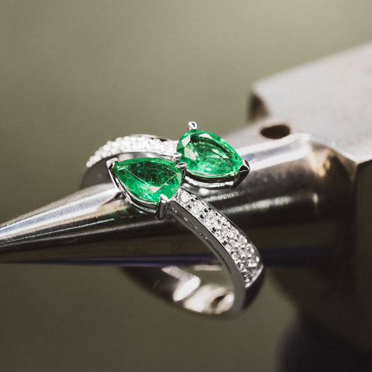 Toi et Moi émeraudes et diamants